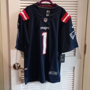 BRAND NEW Nike NFL Jersey.